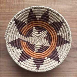 Southwestern Coiled Basket – Navajo-Inspired Wedding Pattern (8.5”)